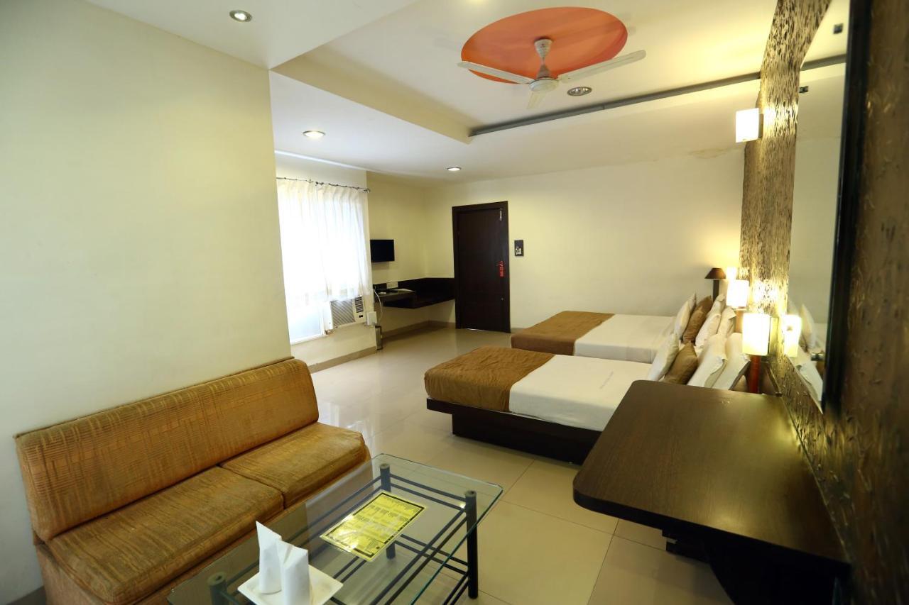 Hotel Paradise อินดอร์ ภายนอก รูปภาพ